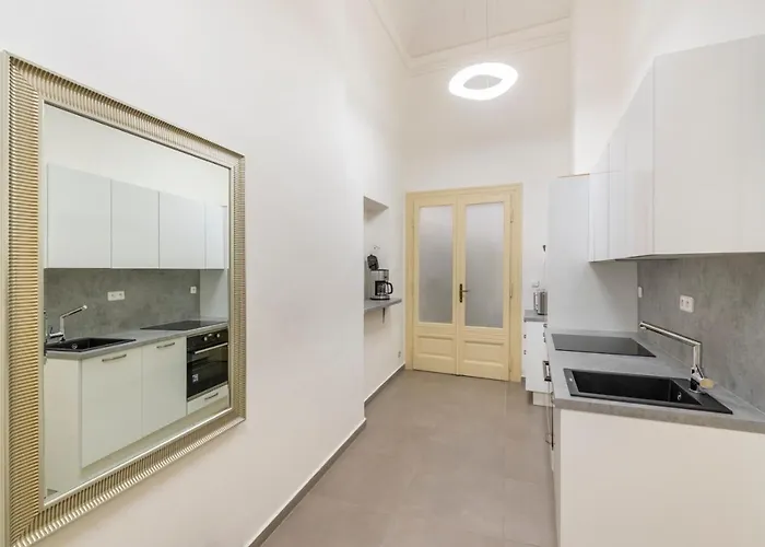 Celetna - Old Town Aparthotel 4*