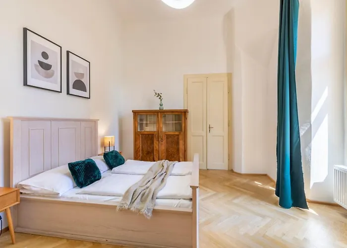 Aparthotel Celetna - Old Town 4*