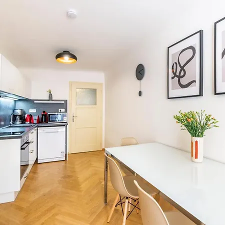 Lejlighedshotel Celetna - Old Town Prag