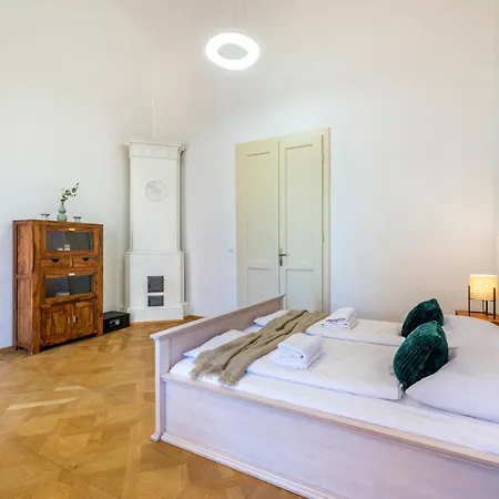 Lejlighedshotel Celetna - Old Town Prag